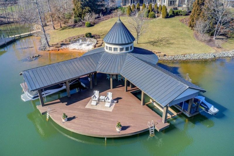 The benefits of owning property in Smith Mountain Lake, VA
