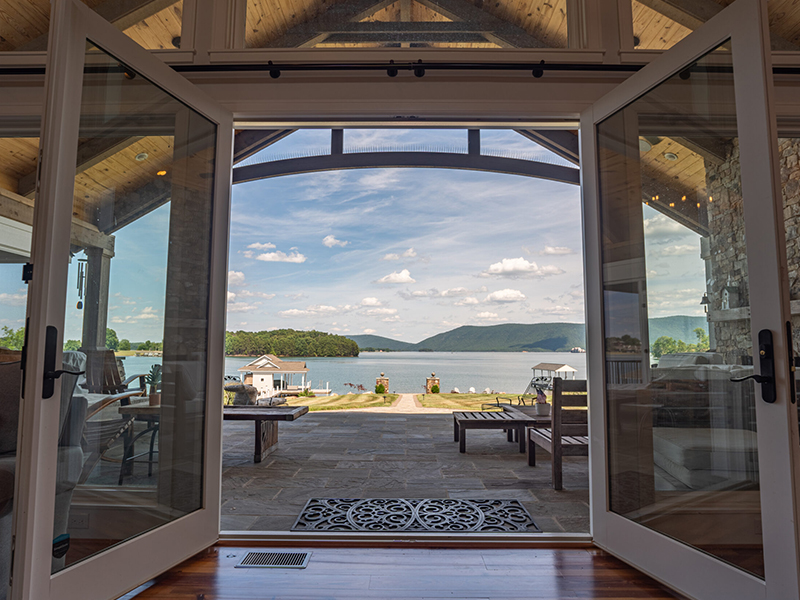 Navigating The Smith Mountain Lake Real Estate Market As a First-Time Luxury Homebuyer