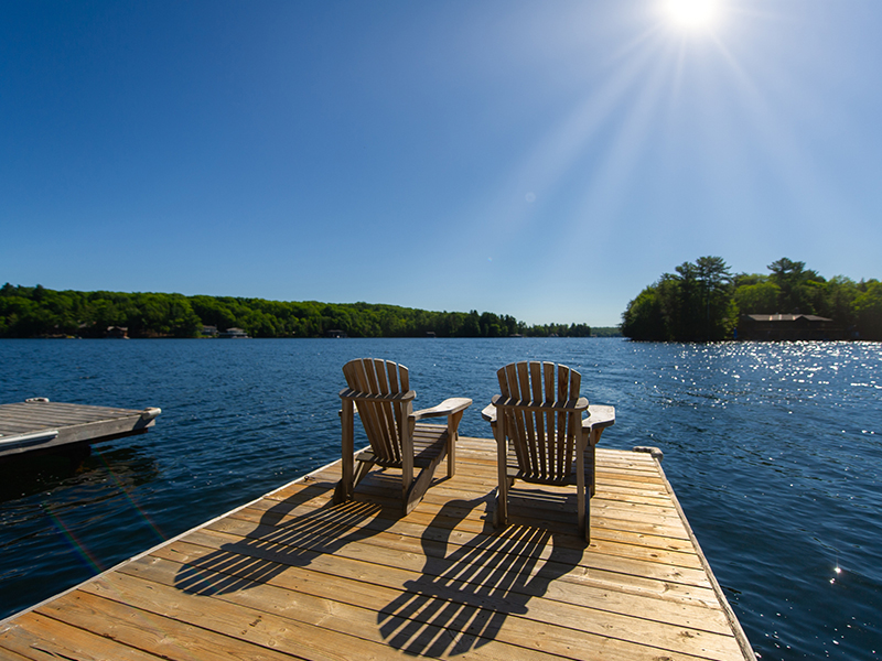 Why So Many Get Hooked on the Boating Life in Smith Mountain Lake